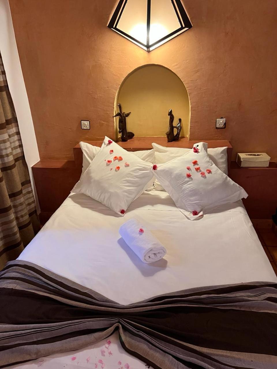Villa Tata Marie Maison D'Hotes Marrakech مراكش المظهر الخارجي الصورة