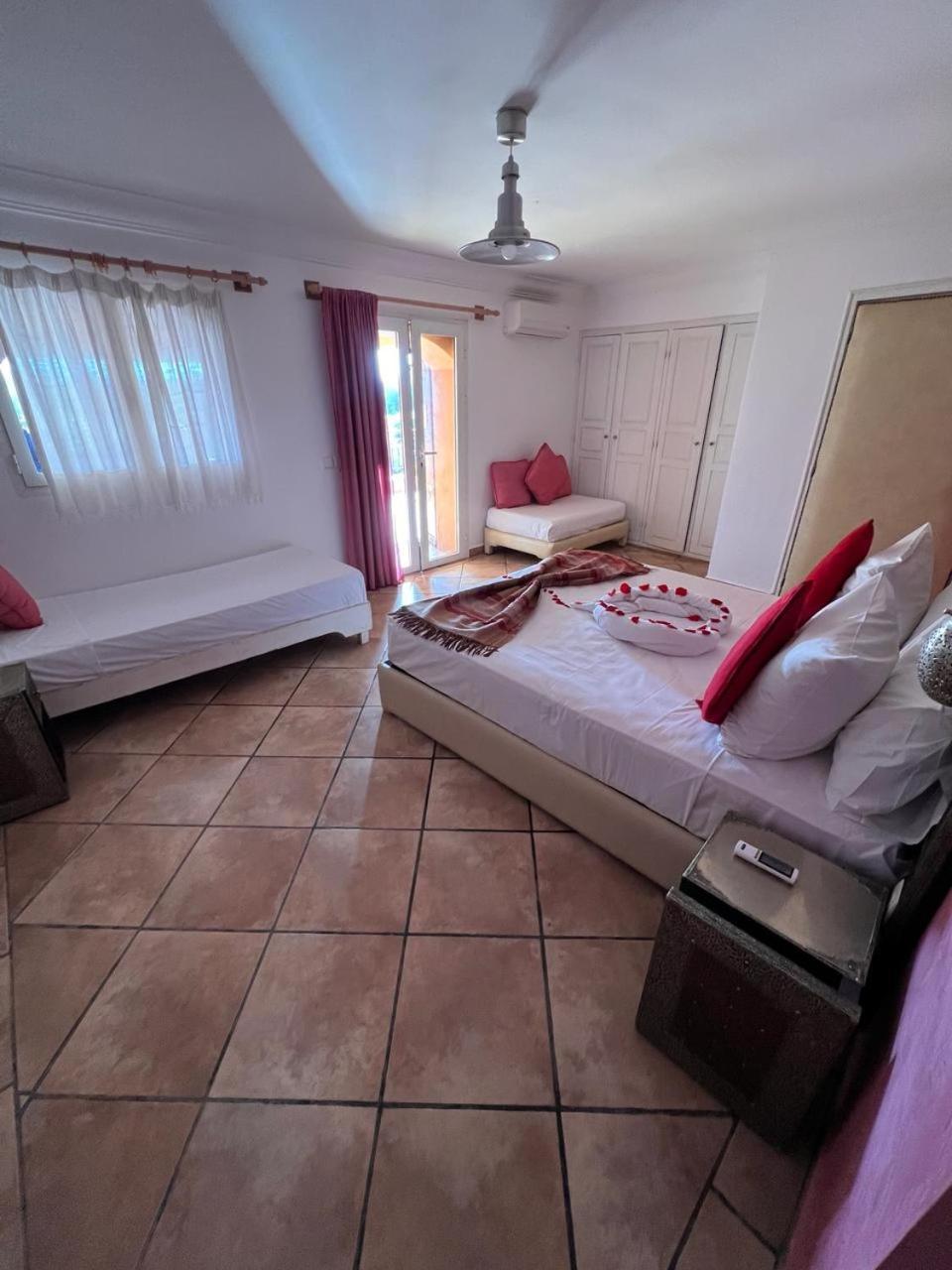 Villa Tata Marie Maison D'Hotes Marrakech مراكش المظهر الخارجي الصورة